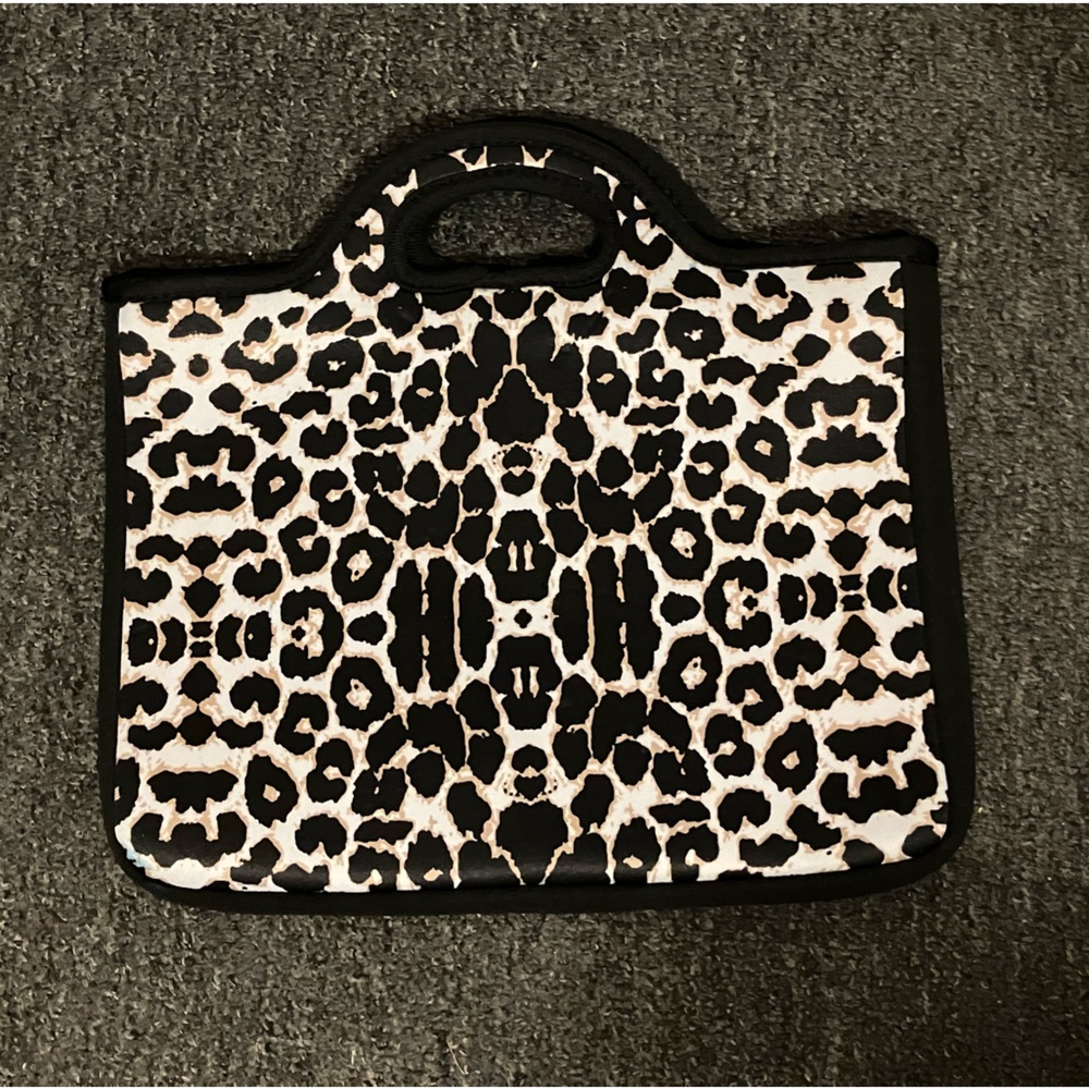 Macbeth tablet sleeve